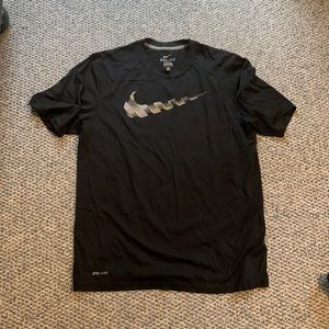 Nike Men’s T shirt